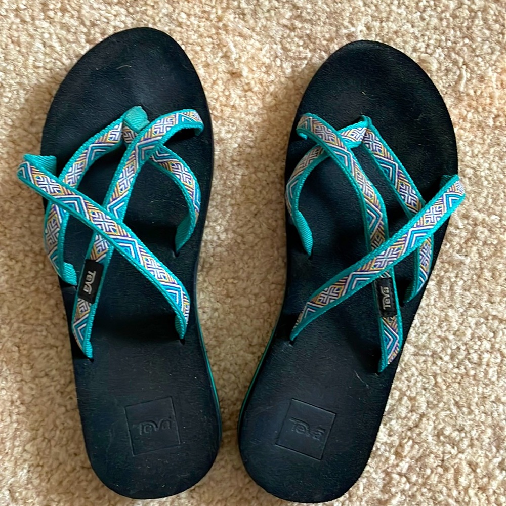 Teva slip on sandals size 9